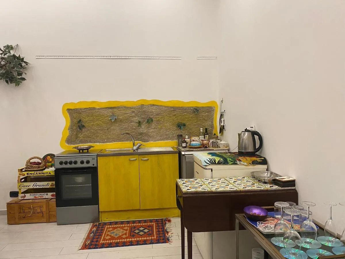 Casa Tiare, The Heart Of Piazza Plebiscito Apartment Naples 0*,